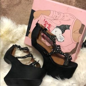 Jeffrey Campbell heeless sandal